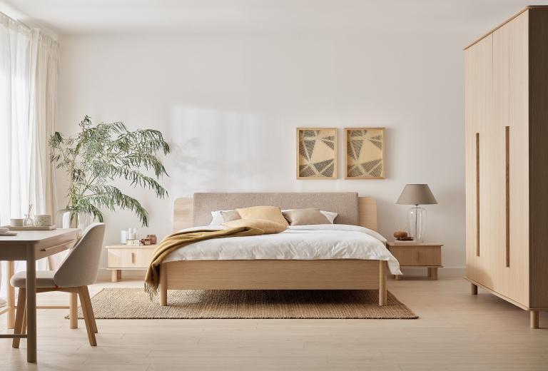 Łóżka i materace - kojąca przestrzeń sypialni