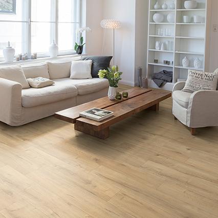 Panele podłogowe EGGER Home Dąb Loja naturalny EHL142 arrangement