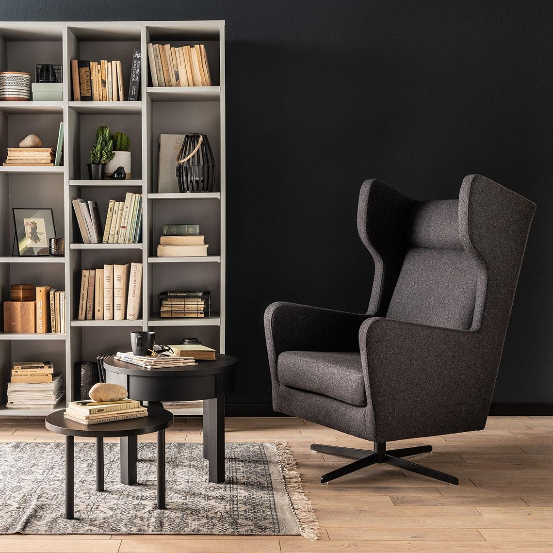 Volt swivel armchair arrangement