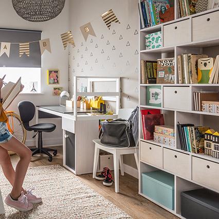 Narrow bookcase Nest arrangement