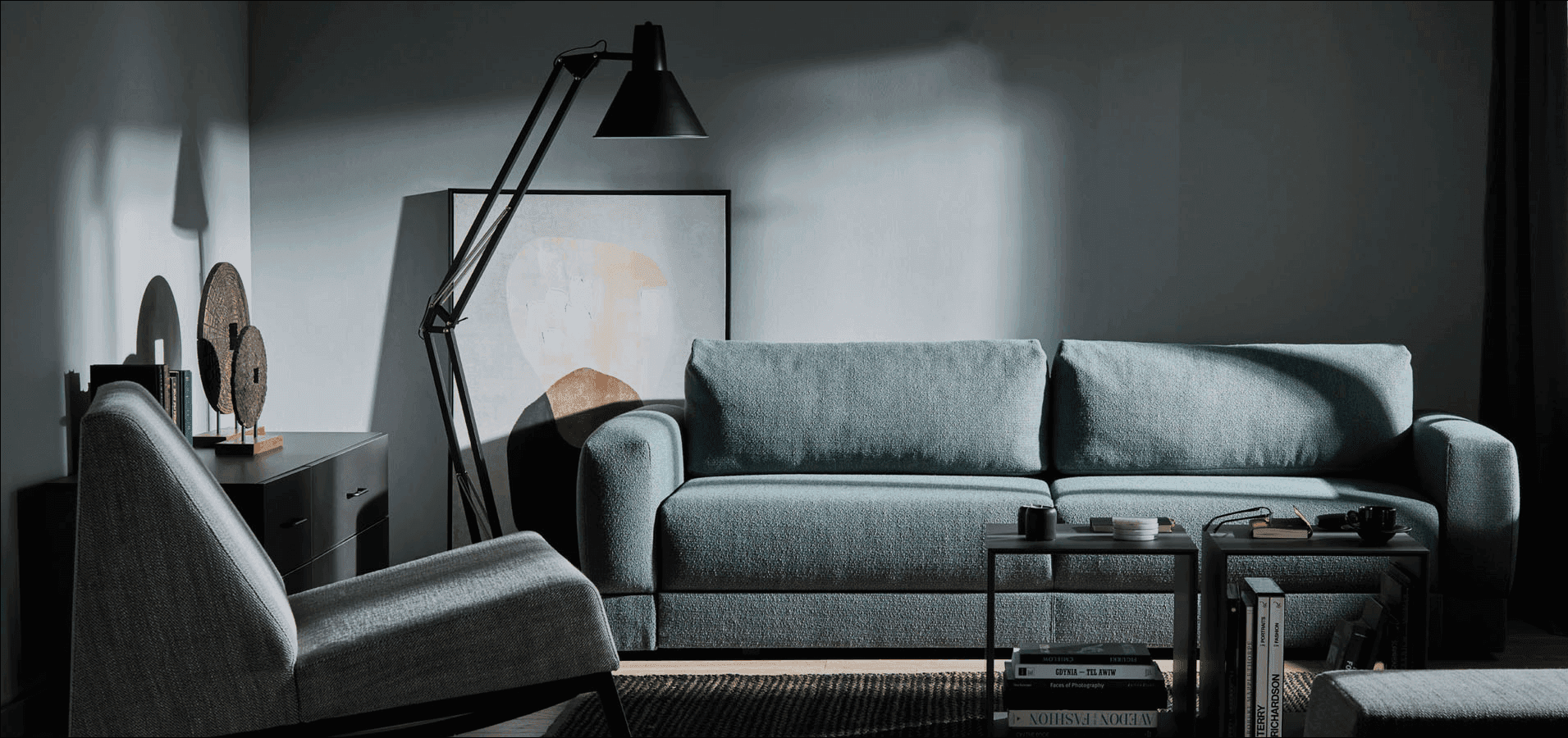 sofa w morskiej tkaninie tapicerowanej