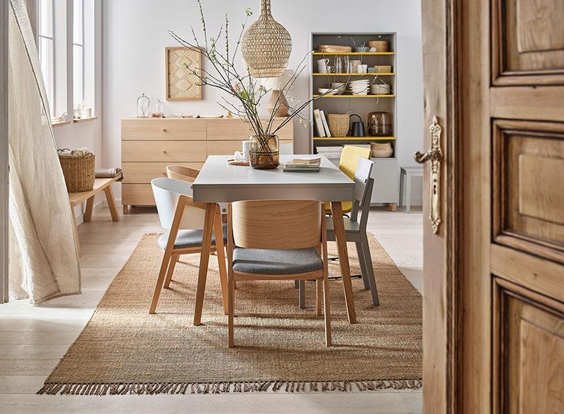 For family and guests. How to furnish a dining room that works in all conditions?