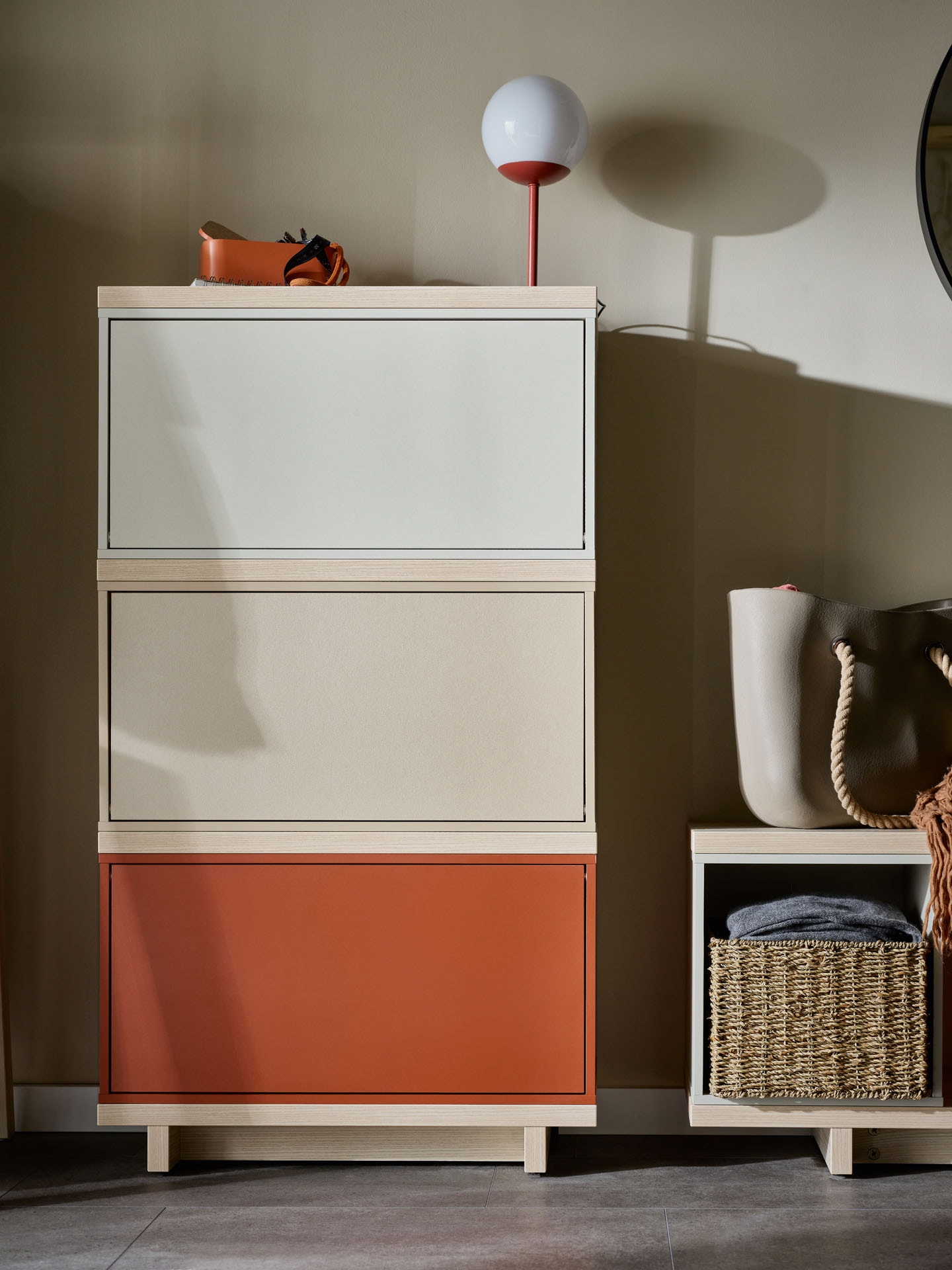 Komoda Balance z lampką nocną