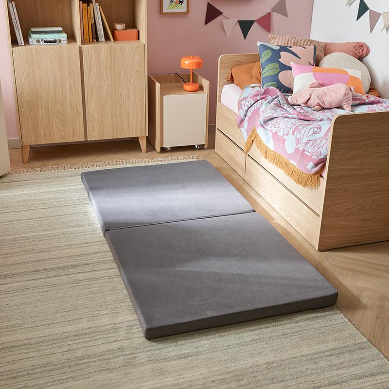Muve convertible mattress arrangement