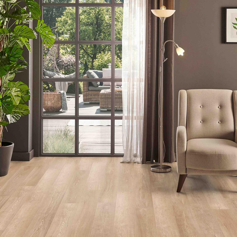 Panele podłogowe KAINDL Aqua Pro Supreme Natural Touch Dąb Dakota Erie K2730 aranżacja