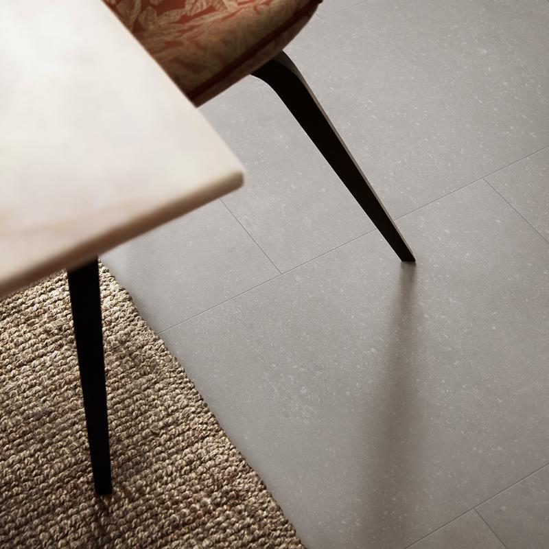 Panele winylowe Pergo Viskan Pro Wapień Szary V4220-40172 aranżacja