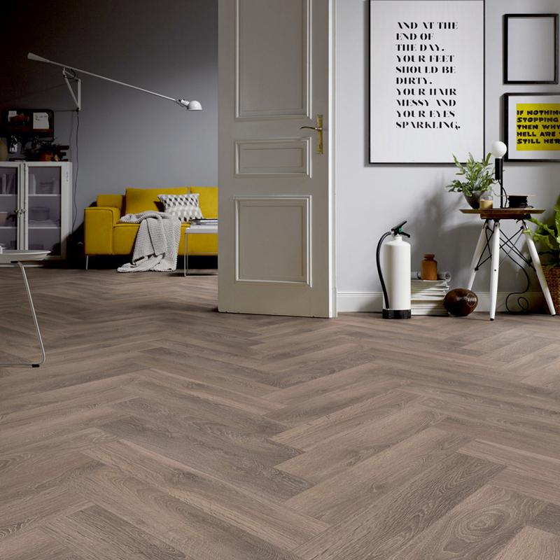Podłoga podłogowe Ter Hurne Herringbone Edition Dąb Suite aranżacja