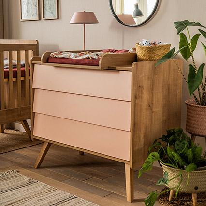 Dresser with 3-drawers Vintage arrangement