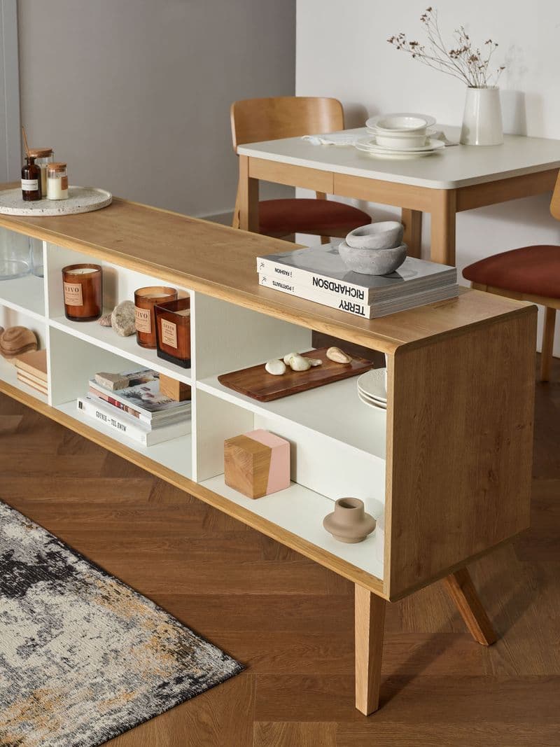 aranżacja małej przestrzeni - dwustronna komoda