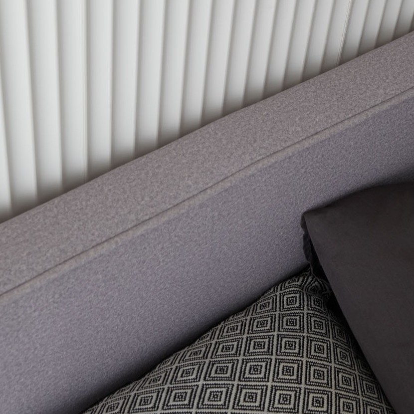 zagłówek tapicerowanego łóżka