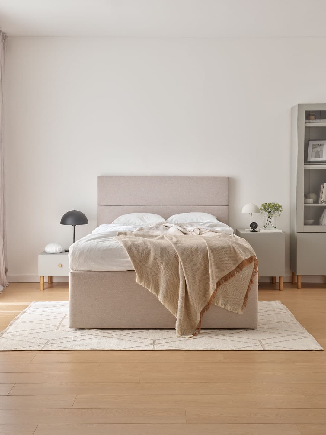 łóżko tapicerowane