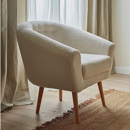 Armchair Alma arrangement