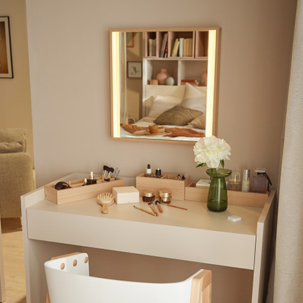 Hanging mirror with lighting 4 You Fresh arrangement