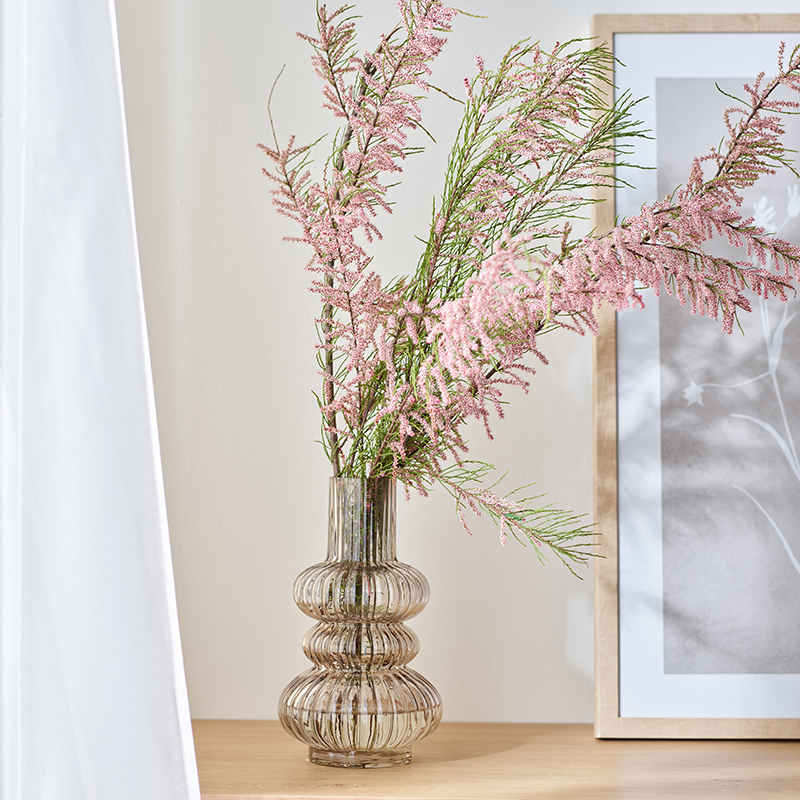 Eclipse vase arrangement