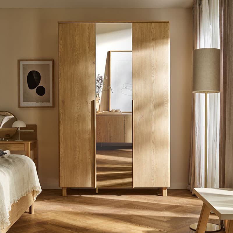 Szafa 3-drzwiowa z lustrem z oświetleniem Well aranżacja