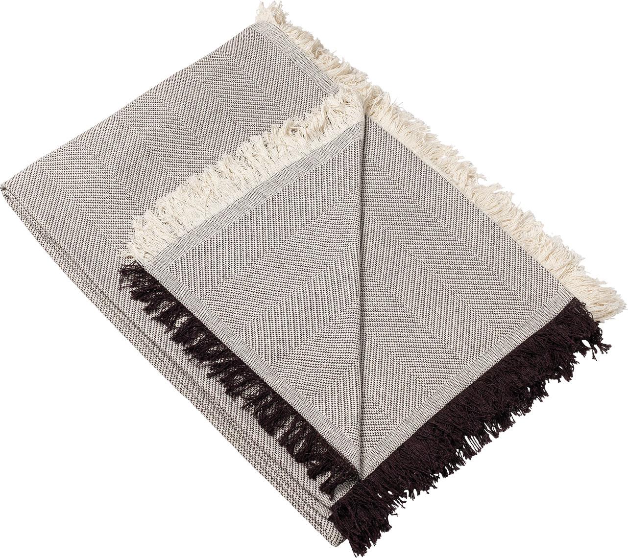 Sami bedspread