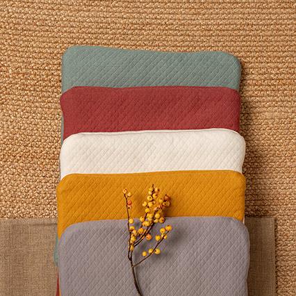 Cotton bedding PURE maroon arrangement
