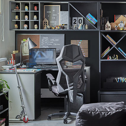 Metal overlay for the front of the desk Black Matt Young Users arrangement