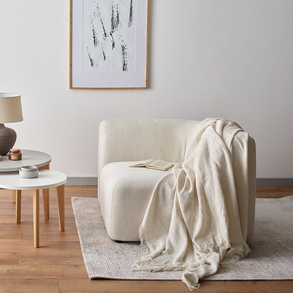 Nui corner module arrangement