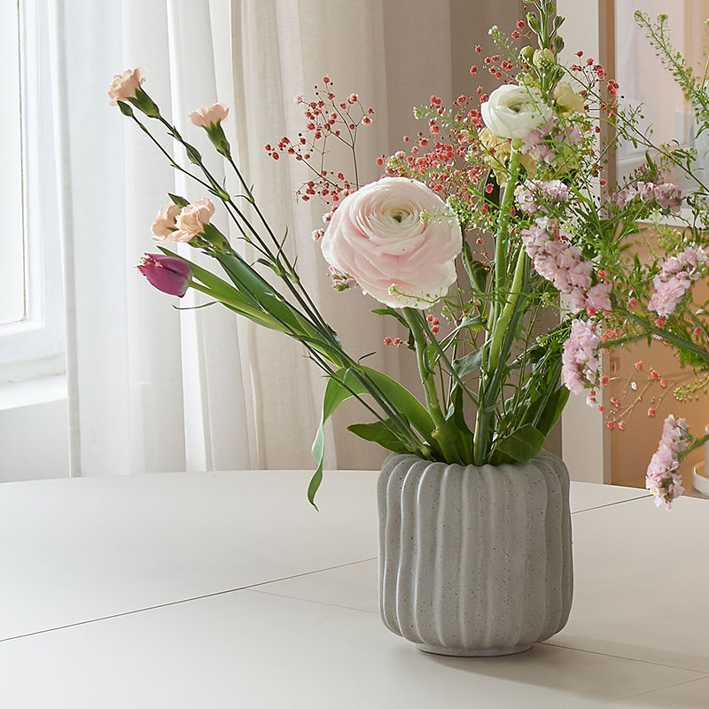 House Nordic vase arrangement