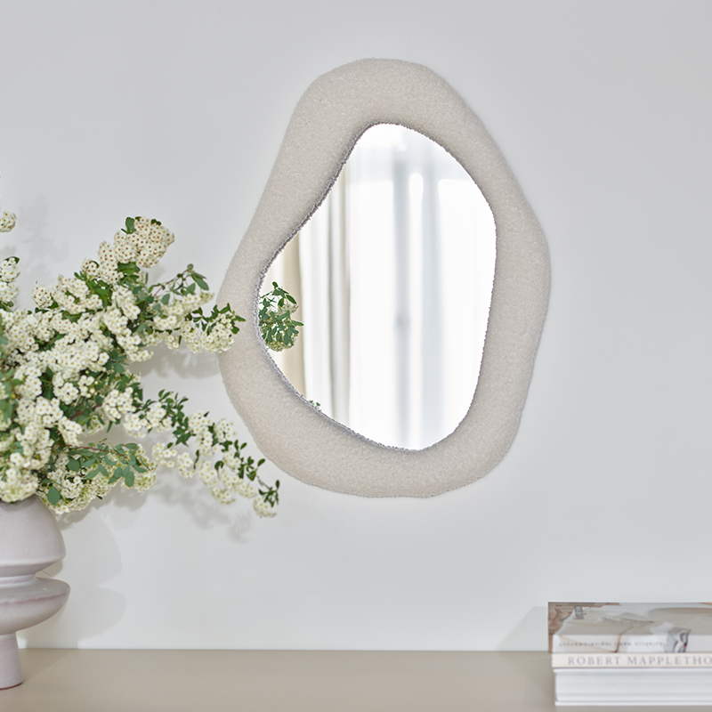 Bosa Mirror arrangement