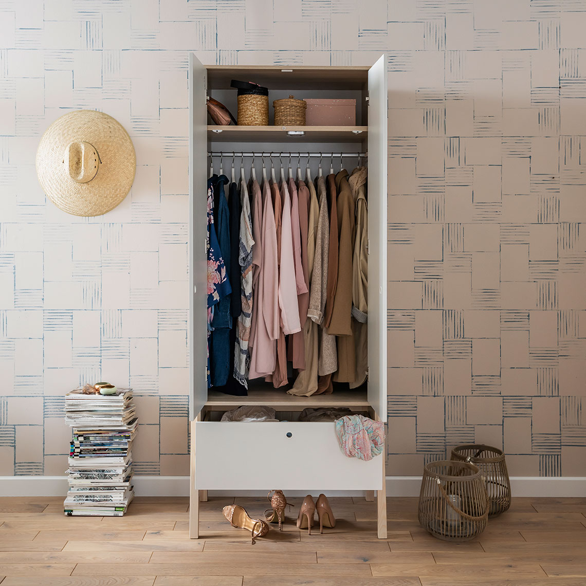 2-door wardrobe Spot Young arrangement