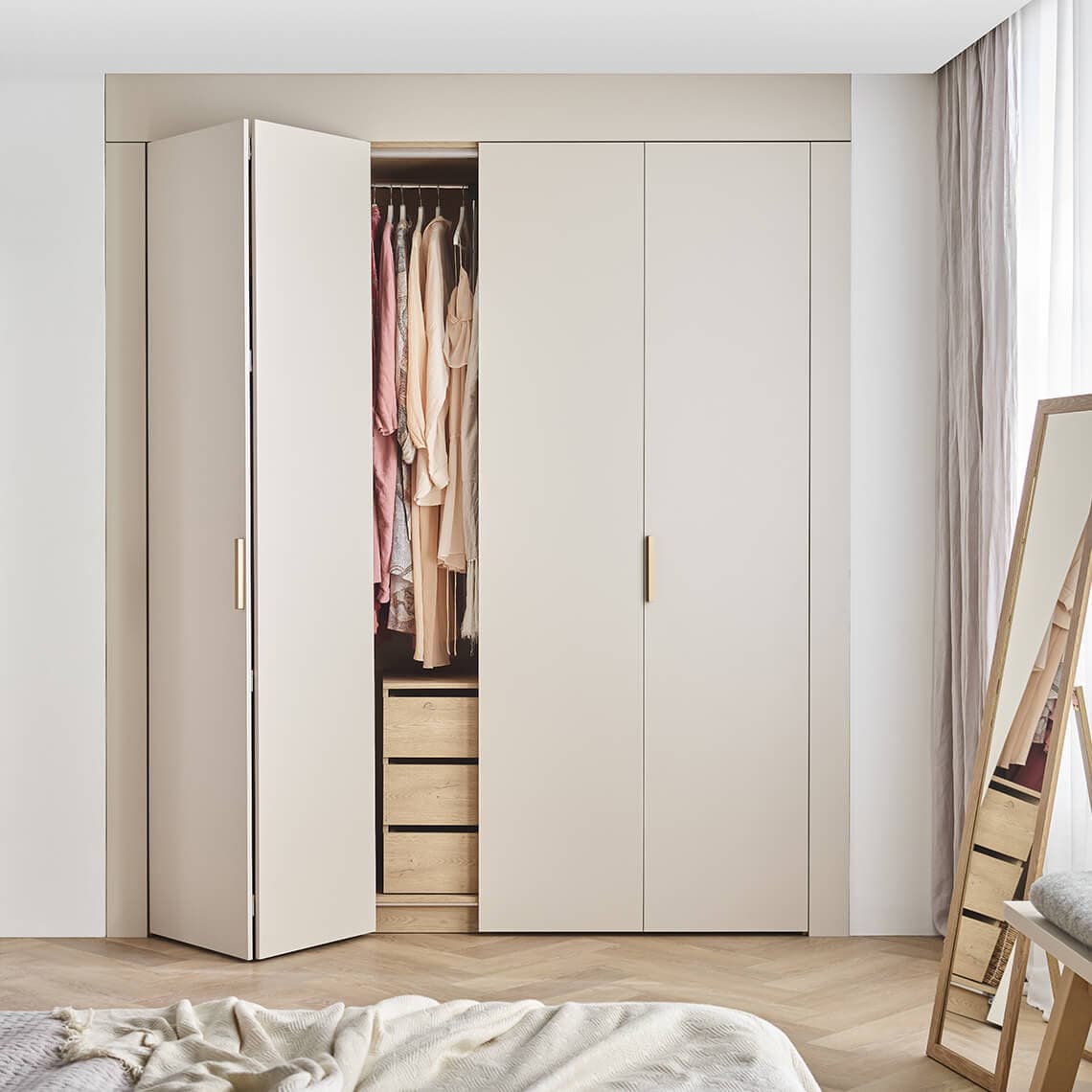 Stwórz garderobę dopasowaną do Twojego wnętrza