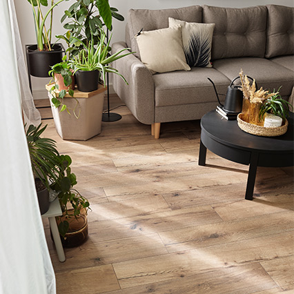 Panele podłogowe wodoszczelne VOX Querra Harmony Dąb Calda aranżacja