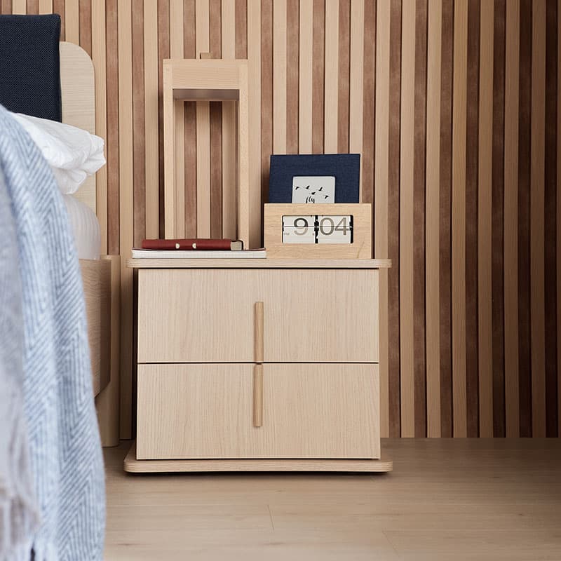 Stolik nocny z 2 szufladami OMM aranżacja