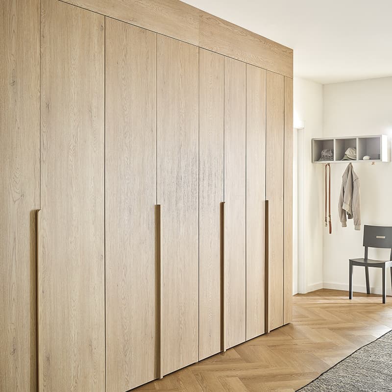 Uchwyt długi zaokrąglony dębowy Stor aranżacja