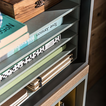 Small organizer box Balance arrangement