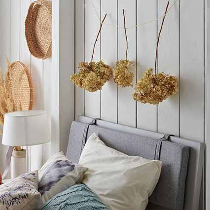 Hanging bolster Simple II arrangement