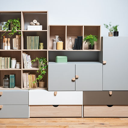 2-door low cabinet Stige arrangement