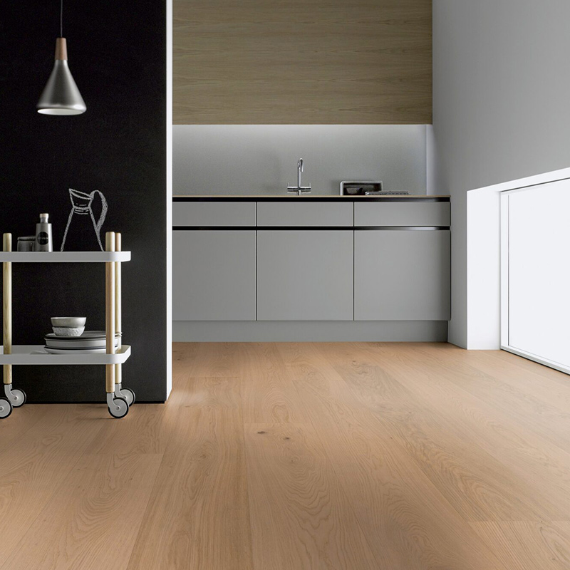 Podłoga hybrydowa Ter Hürne Hywood Classic Dąb Pirin Z20a aranżacja