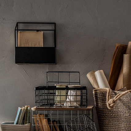 Shelf Est arrangement